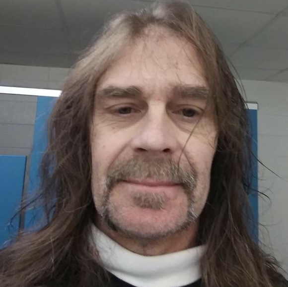 Meet your Posher, Andrew - Picture 3 of 3